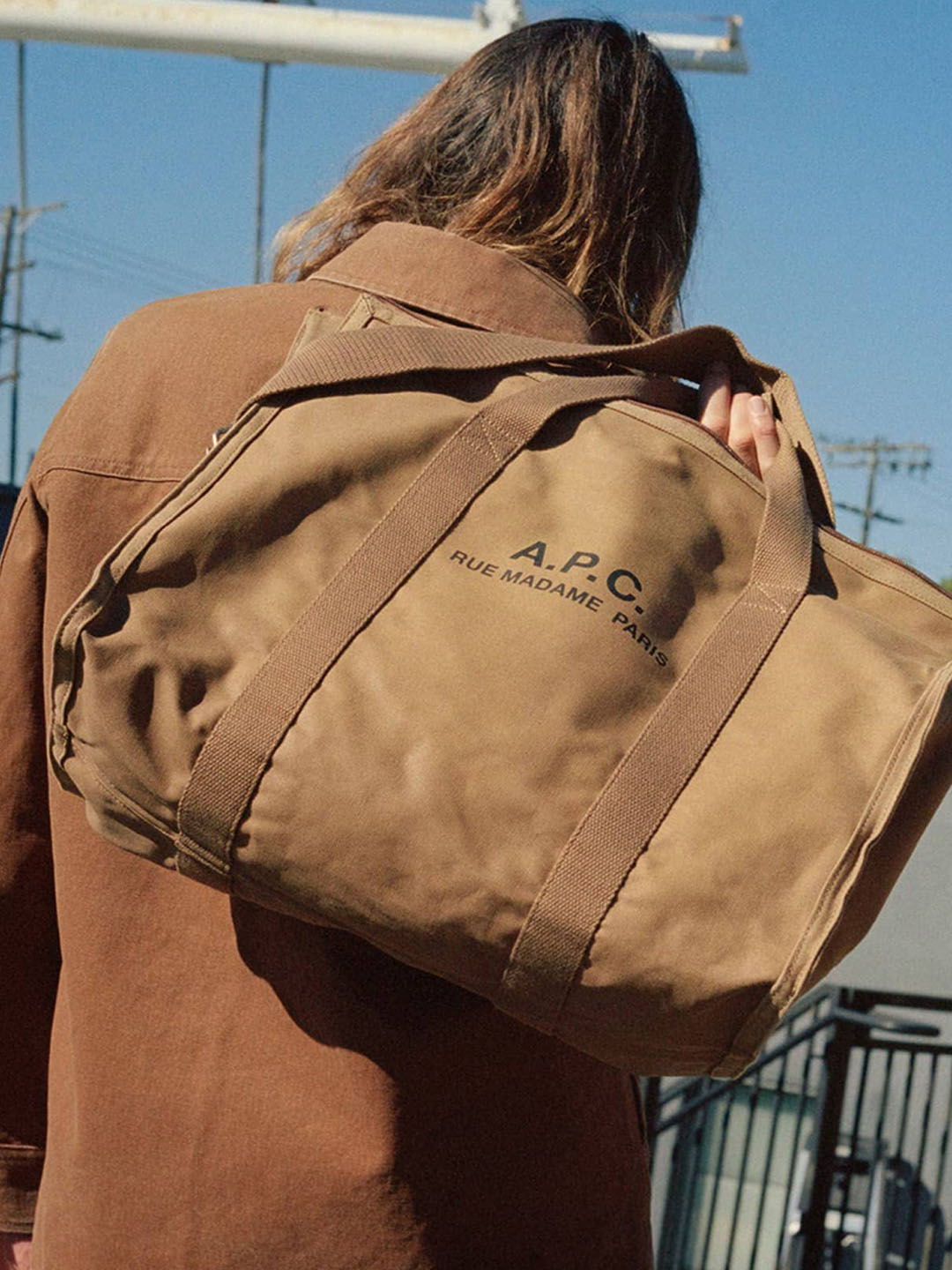 GIFT ME MORE | MAGAZINE | A.P.C. | アーペーセー日本公式オンライン