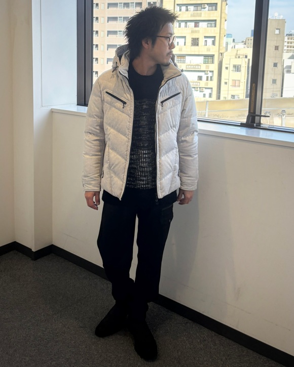 FEATURE | シルエットで魅せる ライダース型ダウンブルゾン | NICOLE