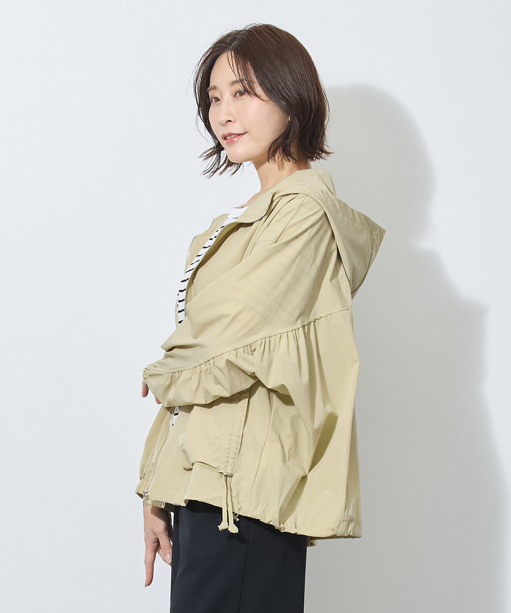 マウンテンパーカー