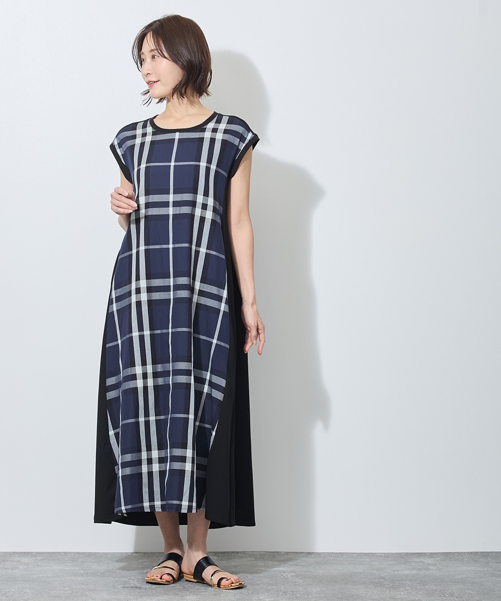 【夏のお出かけ何に着ていこう? VOL.3】小粋に、涼しくワンピーススタイルで演出する大人の余白