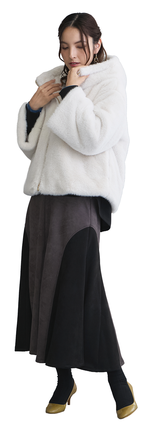 チャコール フレアスカートコーデ LOOK 03